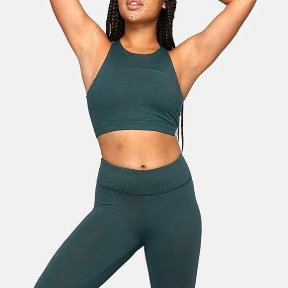 Outdoor Voices Move Free Crop Top in Evergreen NWT